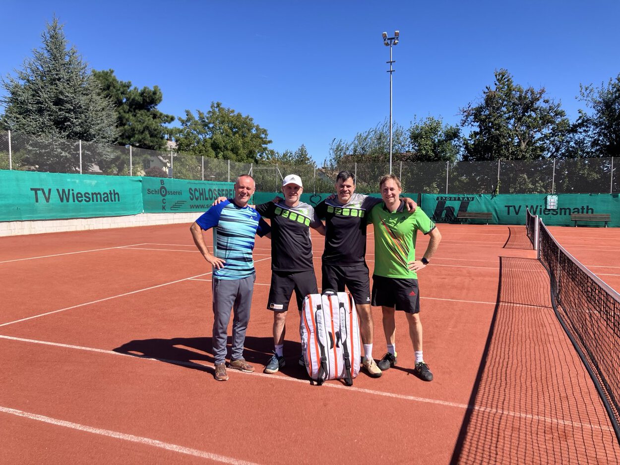 Harter Fight in Wiesmath: Herren +35 unterliegen Favorit nur knapp